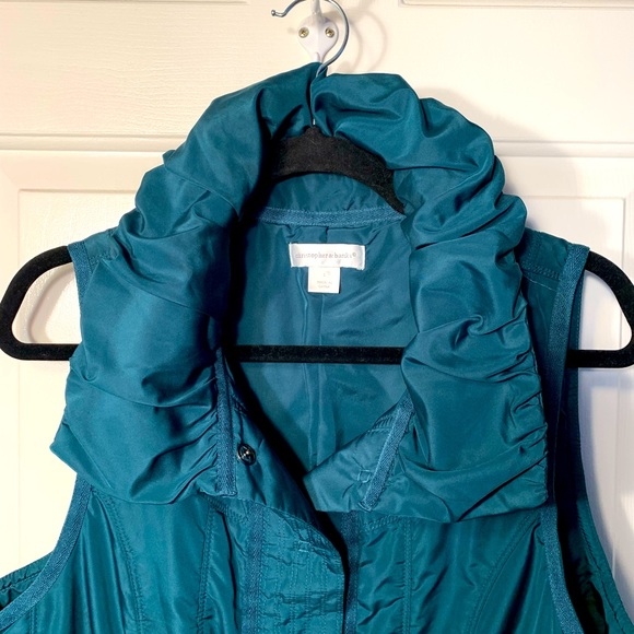 Vest - Picture 2 of 4